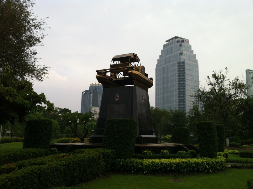 lumpini06.jpg