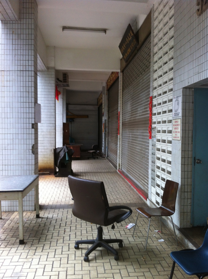 old04_700.jpg
